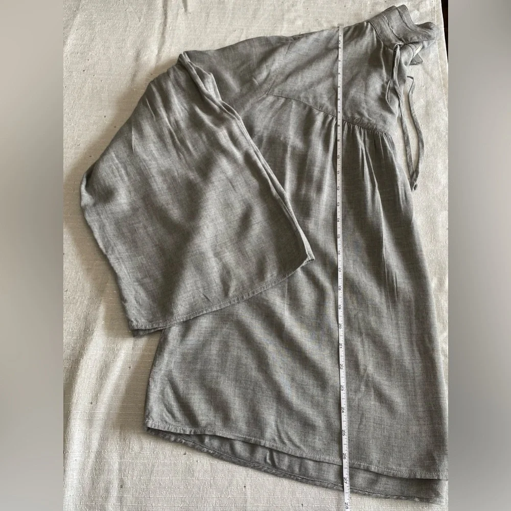 Side Stitch Gray Boho Sleeve Blouse Size M - Picture 13 of 14
